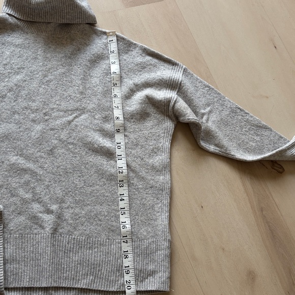 REISS cashmere blend womens sz large gray turtle neck sweater $450 - Picture 7 of 9